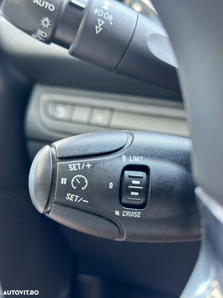 Peugeot 2008 - 19