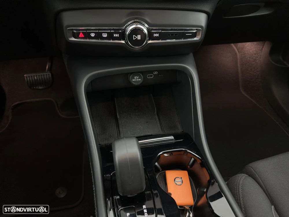 Volvo C40 Recharge 69 kWh Single Motor RWD Core — fotografia 8