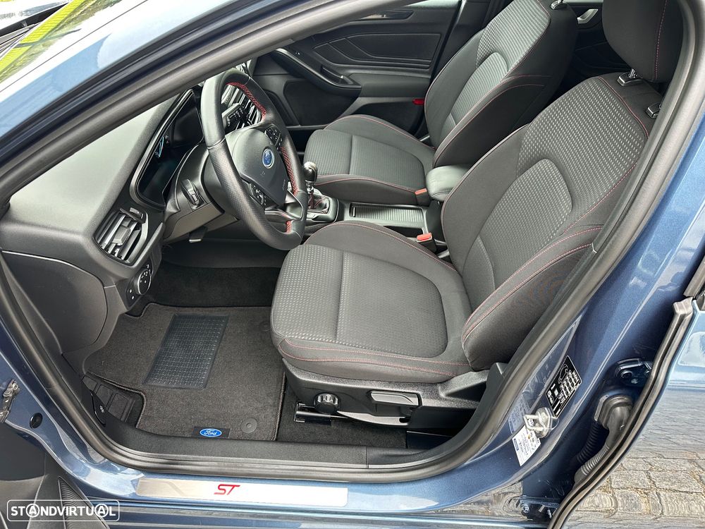 Ford Focus SW 1.5 TDCi EcoBlue ST-Line - 6