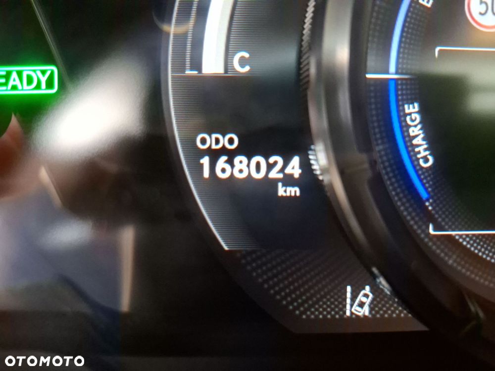 Lexus ES 300h F Sport Edition - 36