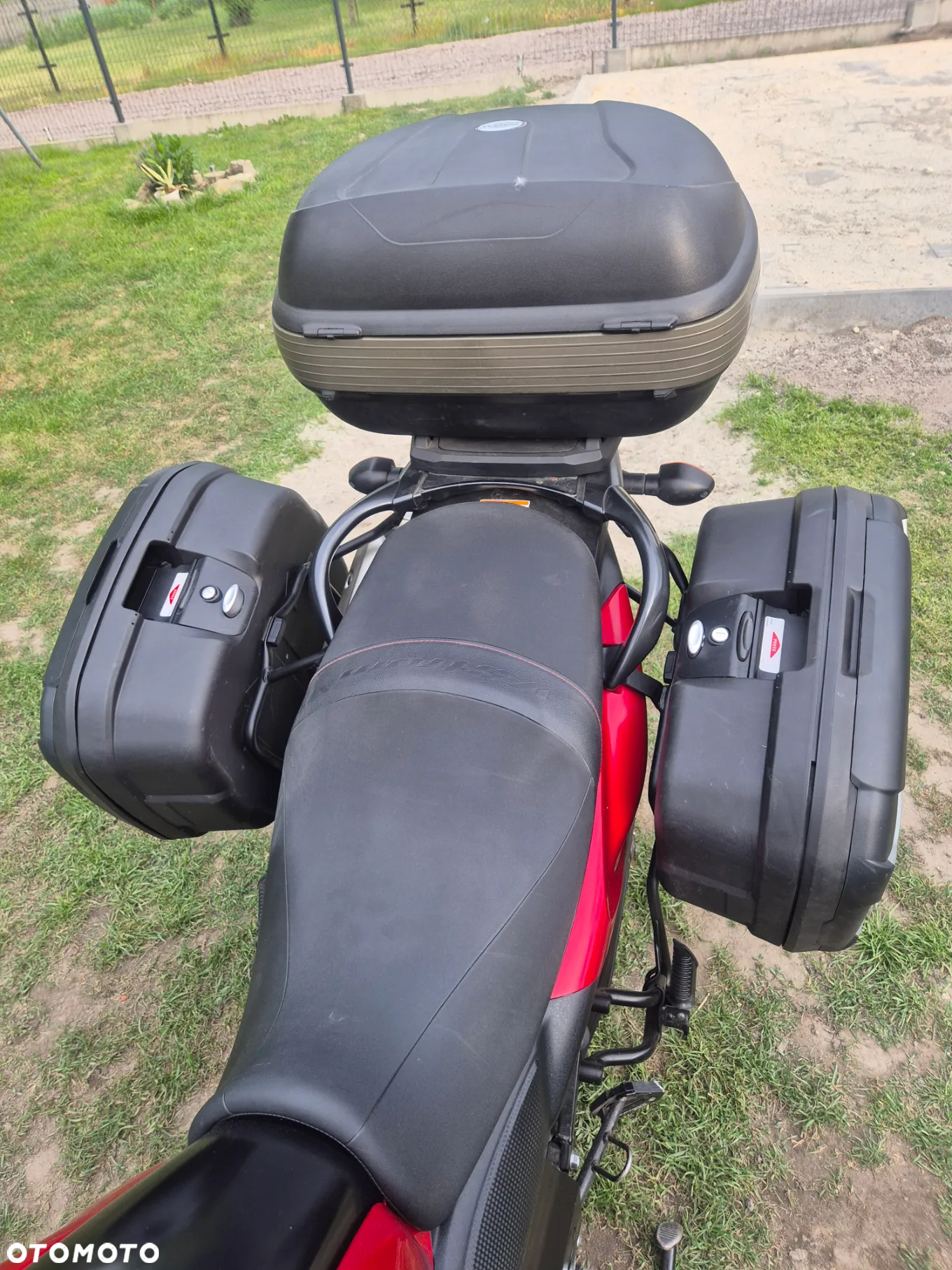 Suzuki V-STROM - 13
