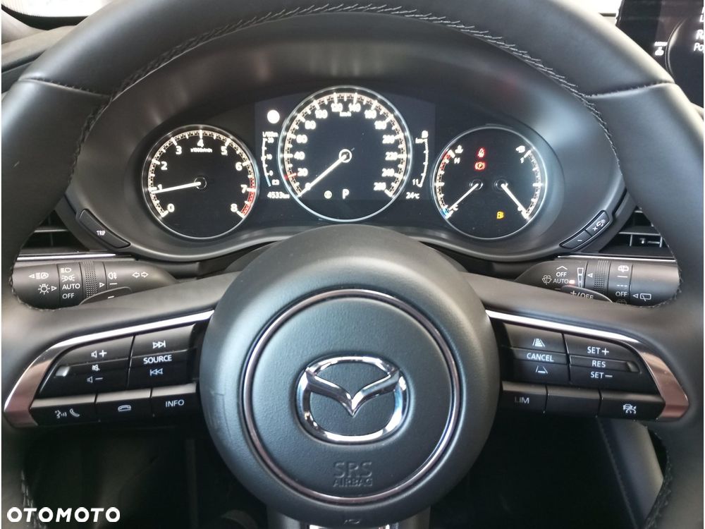 Mazda 3 2.0 mHEV Centre-Line - 5