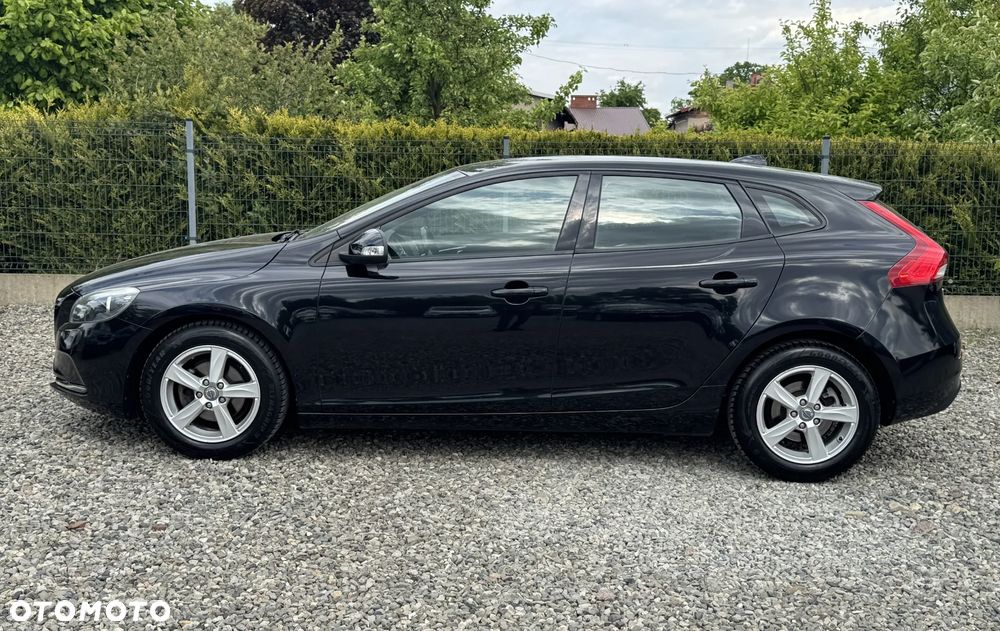 Volvo V40 D2 Momentum - 5