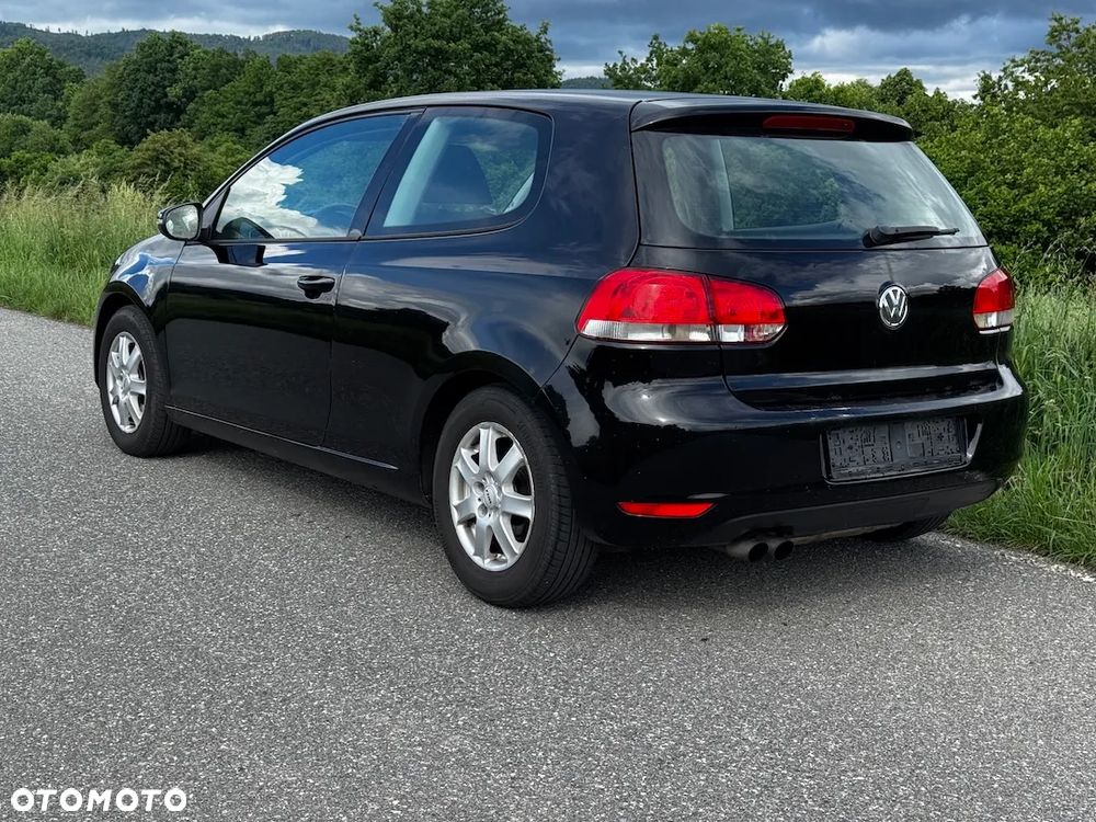 Volkswagen Golf 2.0 TDI DPF Comfortline - 6