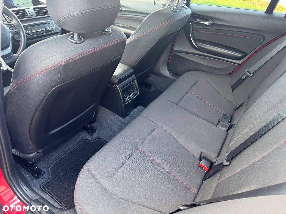 BMW Seria 1 116d Sport Line - 12