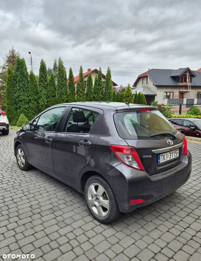 Toyota Yaris 1.4 D-4D Active - 3