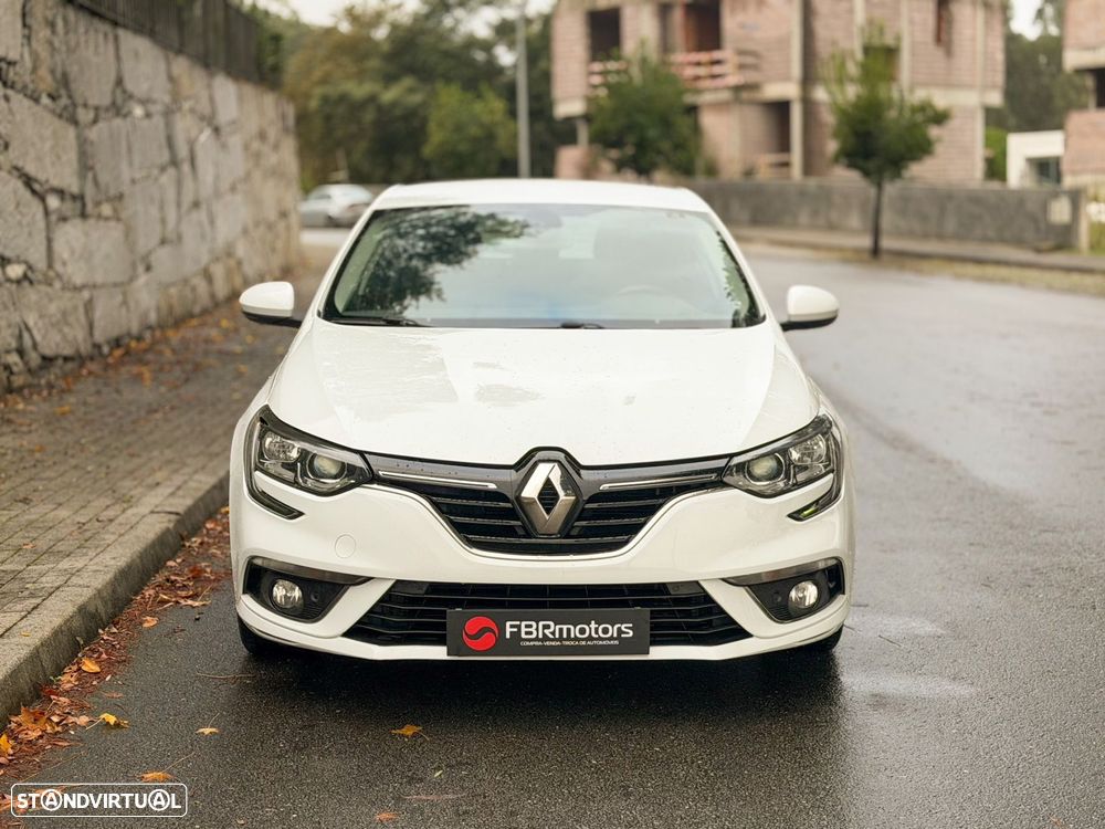 Renault Mégane 1.5 Blue dCi Intens - 9