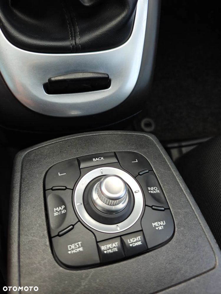 Renault Scenic - 8