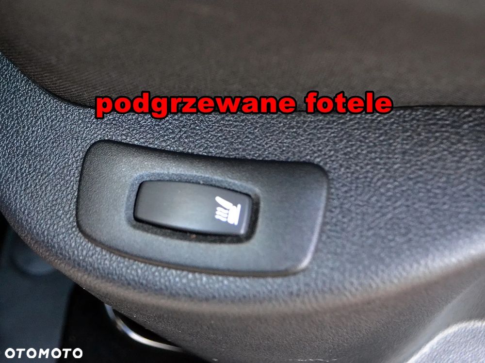 Renault Clio 1.2 16V 75 LIMITED - 13