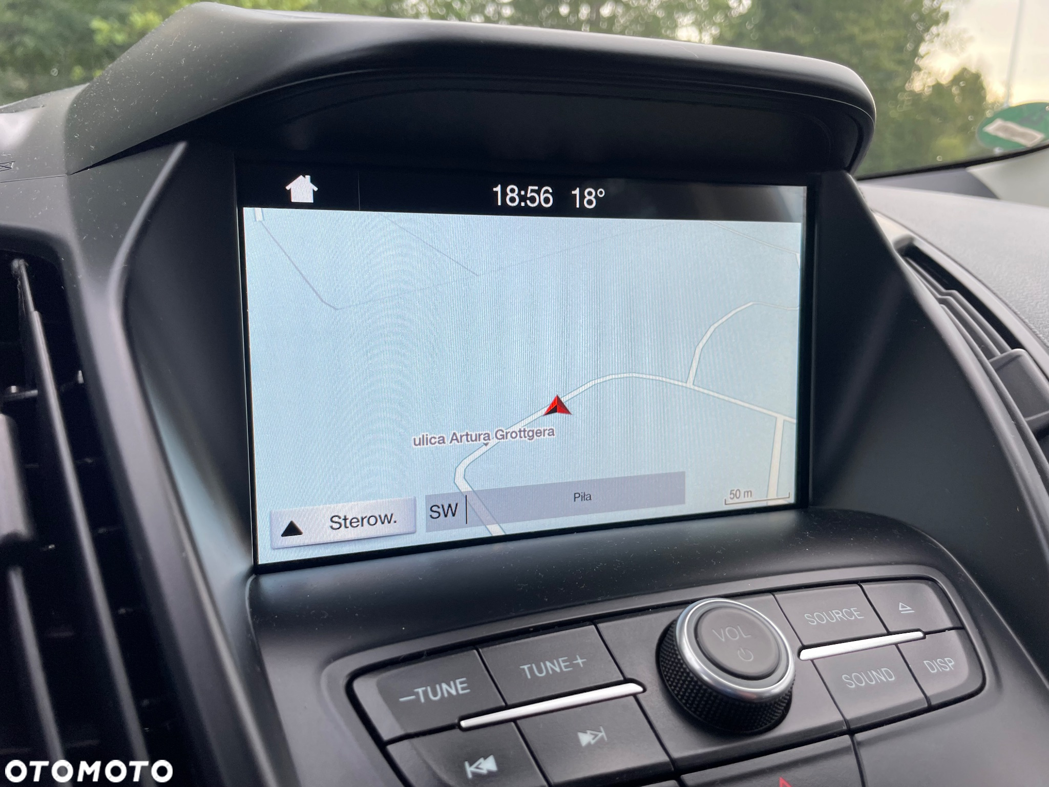 Ford Kuga 1.5 EcoBoost 2x4 Titanium - 28