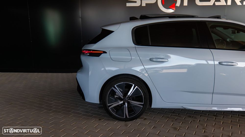 Peugeot 308 PureTech 130 EAT8 GT - 4