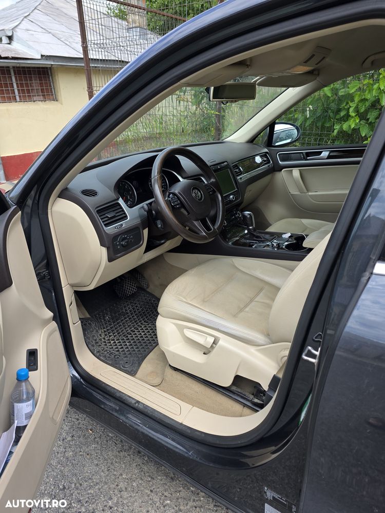 Volkswagen Touareg - 7