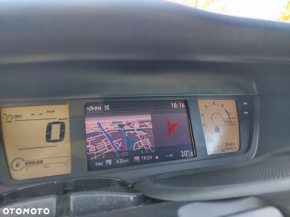 Citroën C4 Picasso - 6