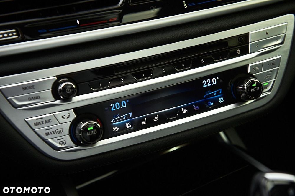 BMW-ALPINA B7 Biturbo - 39