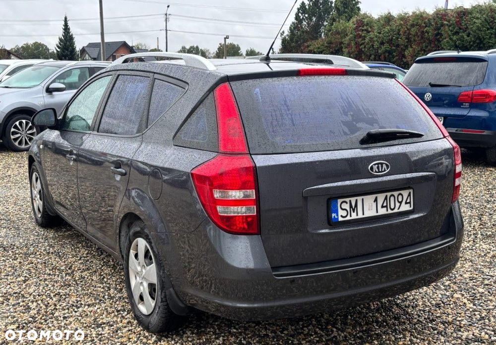 Kia Ceed 2008 photo 4