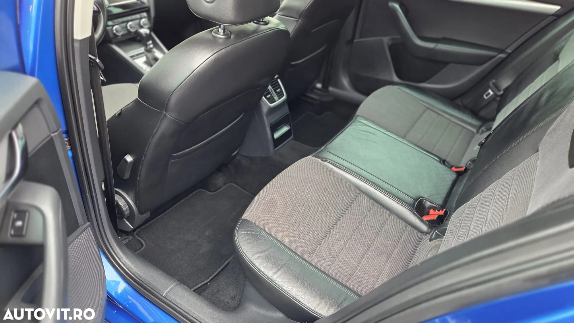 Skoda Octavia Combi Diesel 1.6 TDI DSG Style - 14