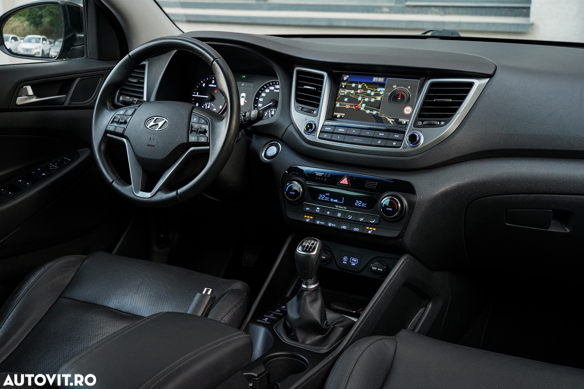 Hyundai Tucson blue 1.7 CRDi 2WD DCT Premium - 14