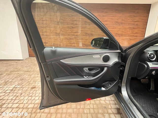 Mercedes-Benz Klasa E - 10
