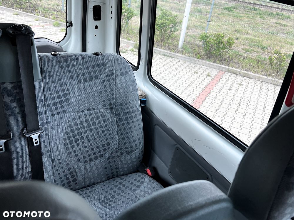 Ford Transit - 23