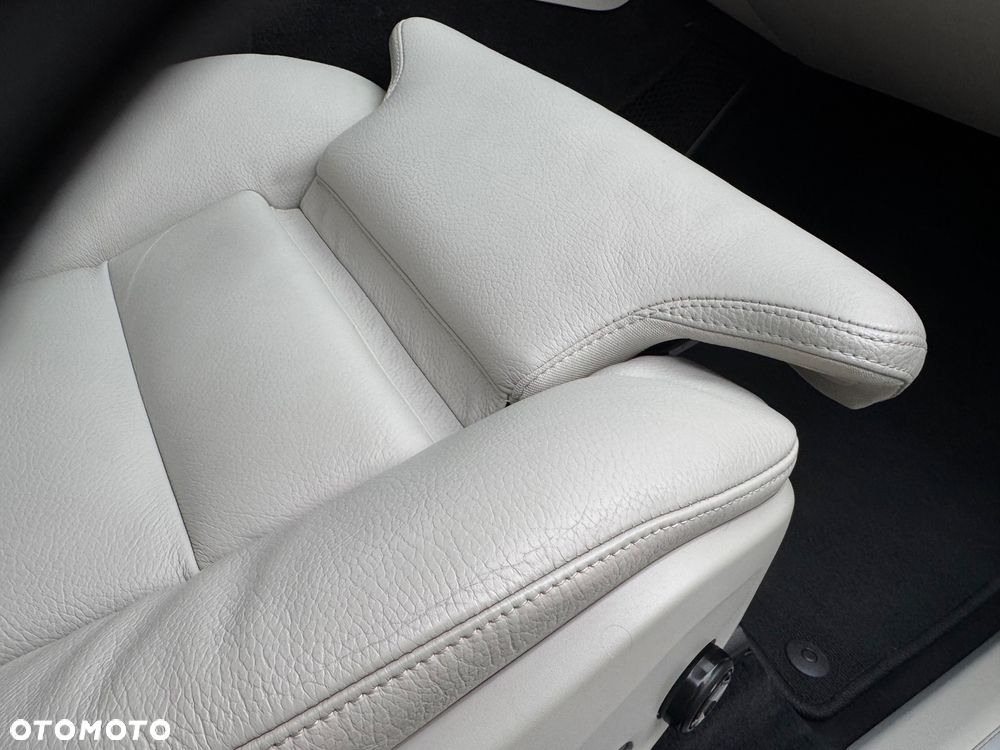 Volvo XC 60 D4 Geartronic Momentum Pro - 26