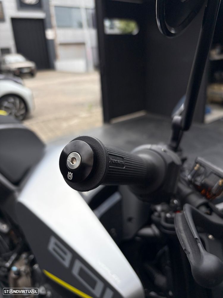 Husqvarna Vitpilen 701 - 6