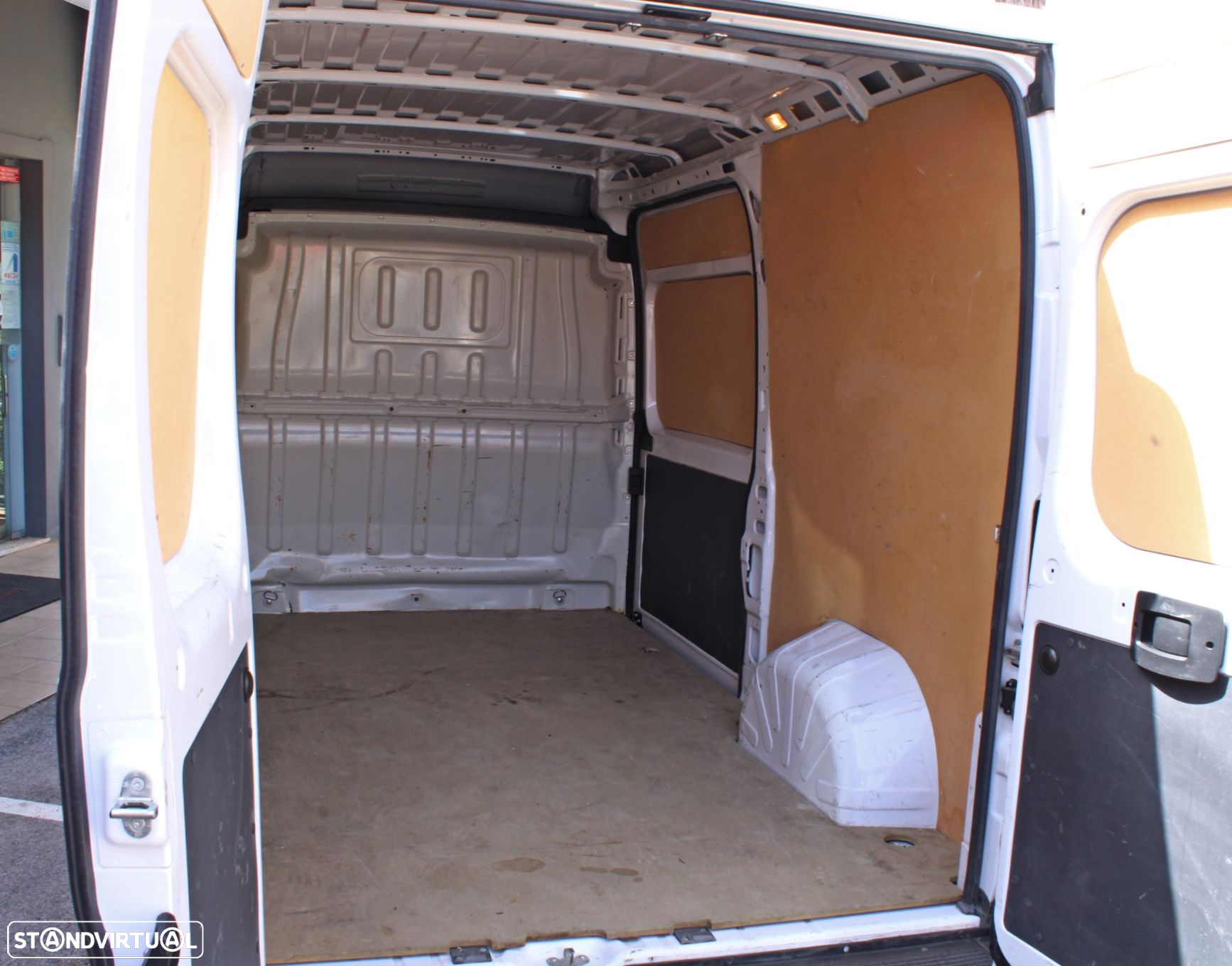 Peugeot Boxer 2.2 BlueHDi 335 L3 CD - 19