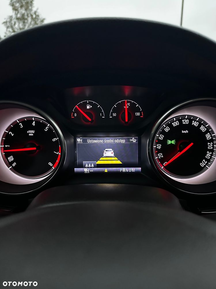 Opel Astra 1.4 T Elite S&S - 22