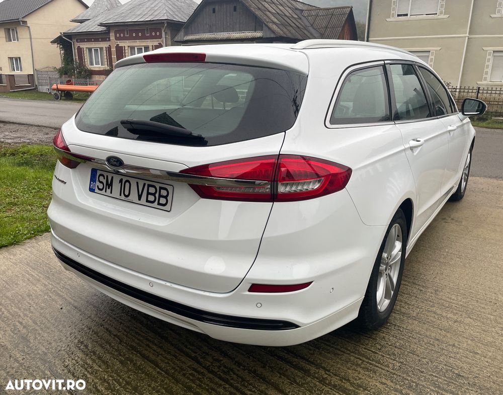 Ford Mondeo 2.0 TDCi Powershift Business - 4