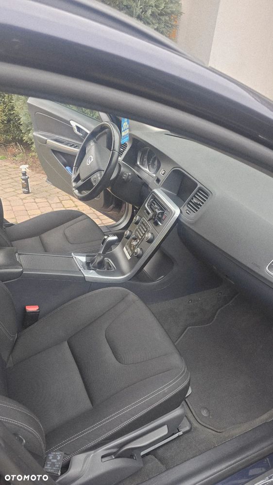 Volvo V60 D2 Ocean Race - 9