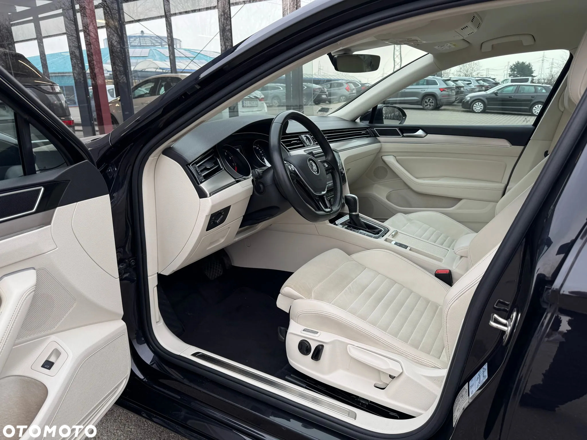 Volkswagen Passat 1.8 TSI BMT Comfortline DSG - 14