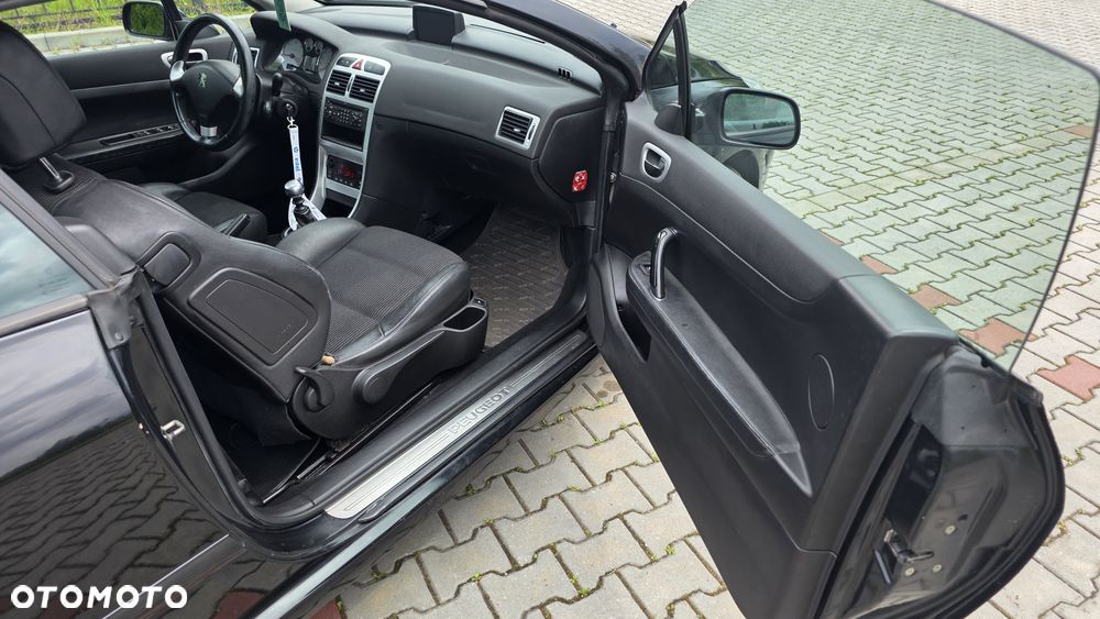 Peugeot 307 HDi 135 Sportline - 21