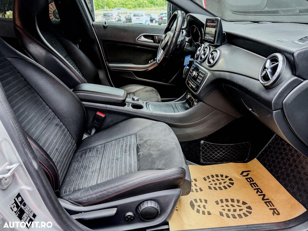 Mercedes-Benz GLA 220 CDI 4MATIC 7G-DCT AMG Line - 23