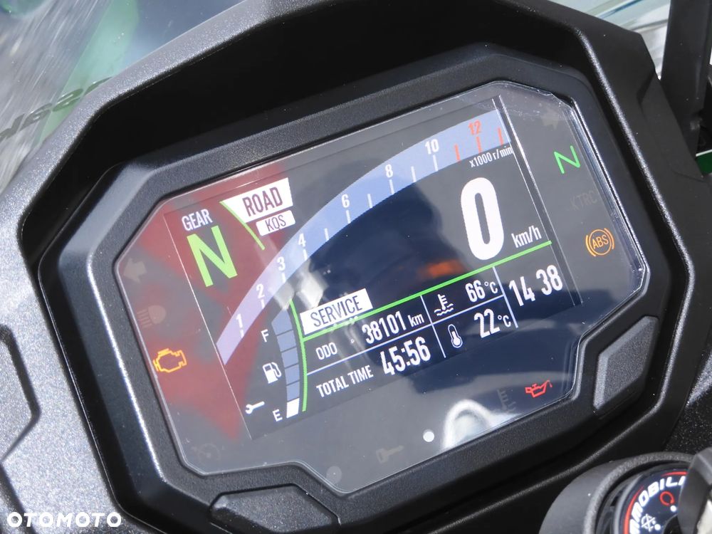 Kawasaki Ninja 1000 SX - 31