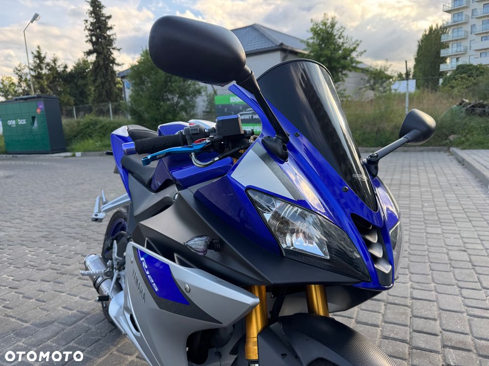 Yamaha YZF - 2