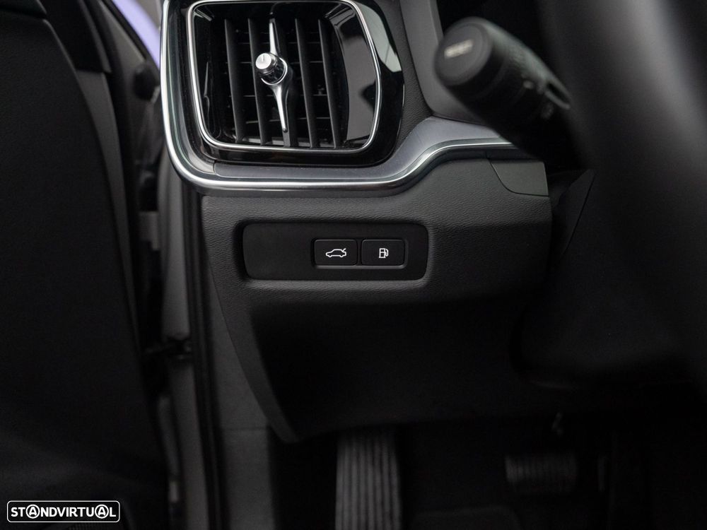 Volvo V60 2.0 T6 AWD TE Core - 21