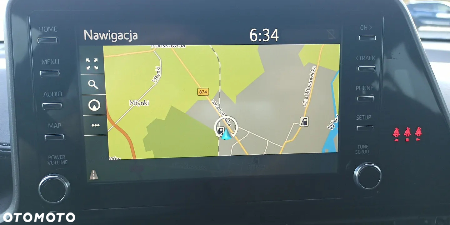 Toyota C-HR 1.8 Hybrid Business Edition - 12