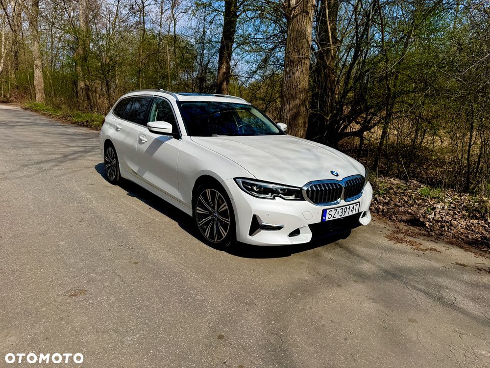 BMW Seria 3 320d xDrive Luxury Line - 1