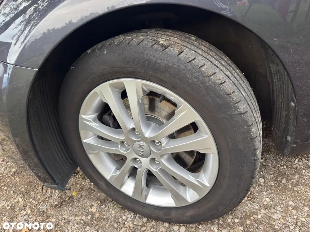 Kia Ceed - 19