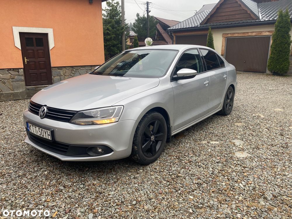 Volkswagen Jetta 1.4 TSI Comfortline - 4
