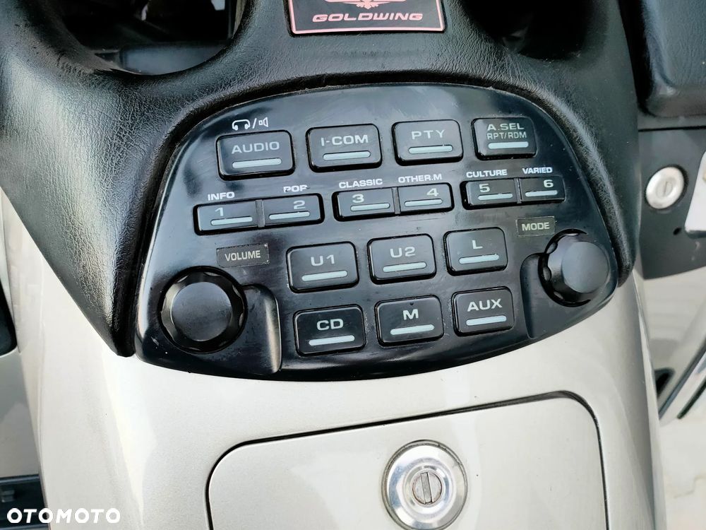 Honda GL - 13