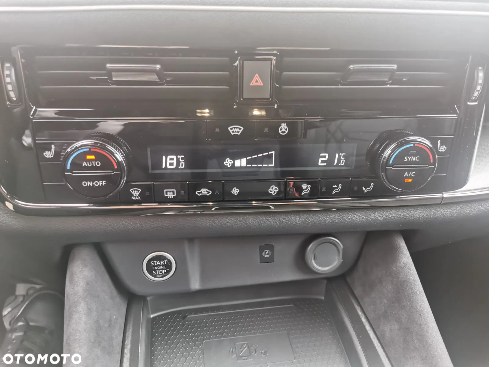 Nissan Qashqai - 12
