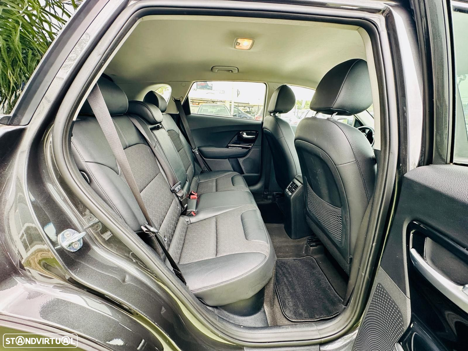 Kia Niro 1.6 GDi HEV Drive - 30