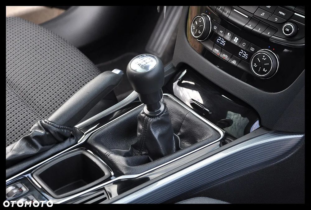 Peugeot 508 HDi FAP 160 Active - 28