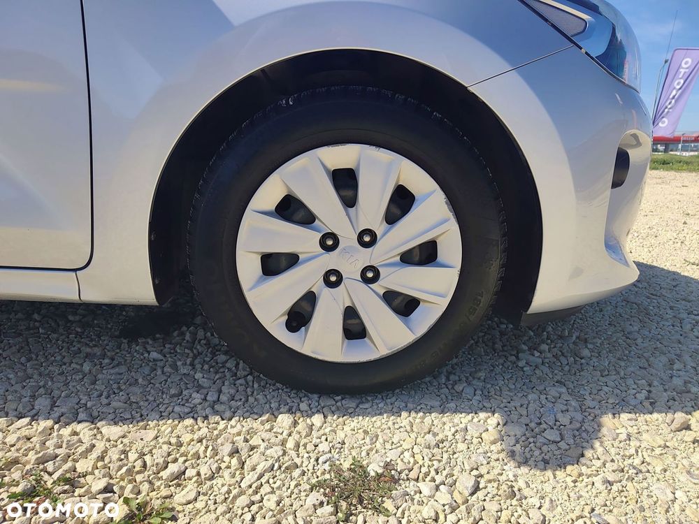 Kia Rio 1.4 M - 18