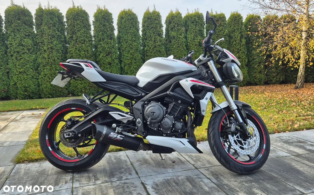 Triumph Street Triple - 6