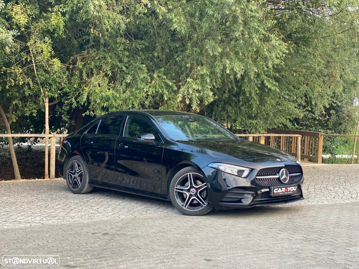 Mercedes-Benz A 180 Limousine d AMG Line Aut. - 1