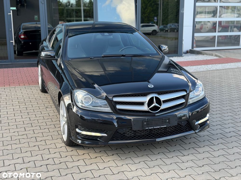 Mercedes-Benz Klasa C 180 CGI BlueEff - 17