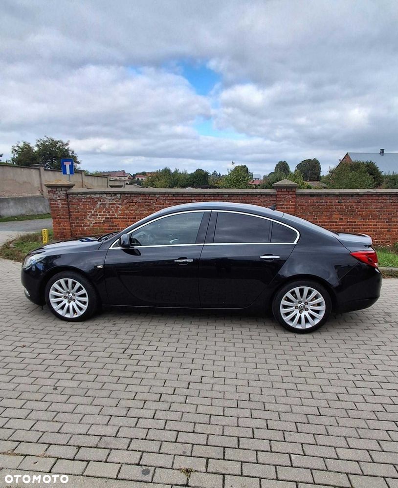 Opel Insignia - 1