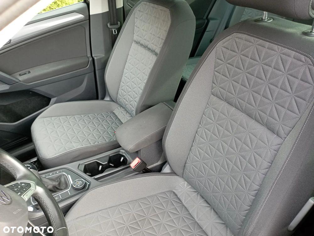 Volkswagen Tiguan - 4