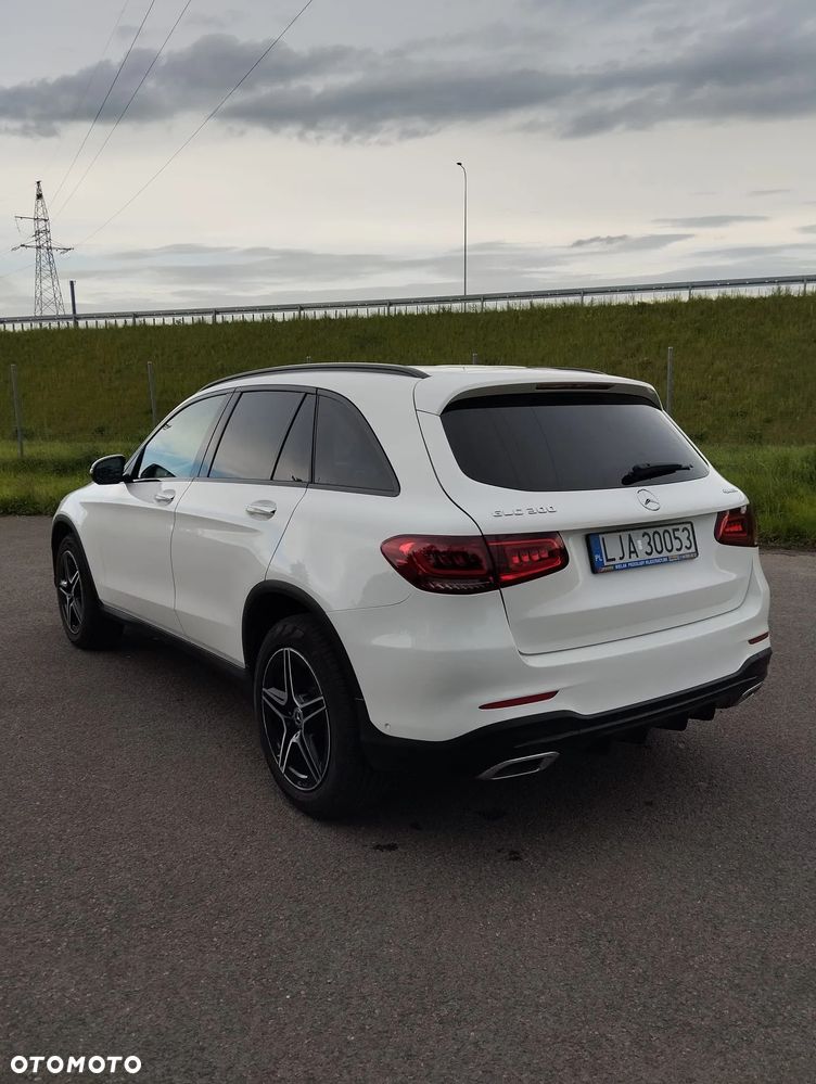 Mercedes-Benz GLC - 10